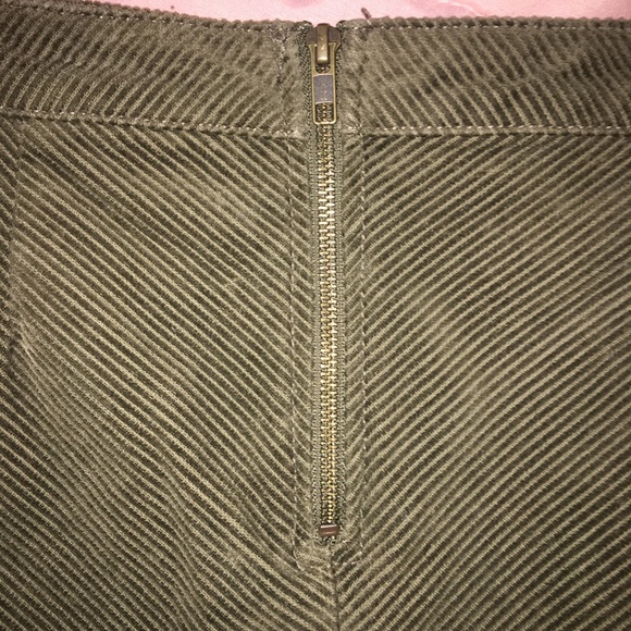 Olive green corduroy skirt from Nordstrom - Picture 3 of 5